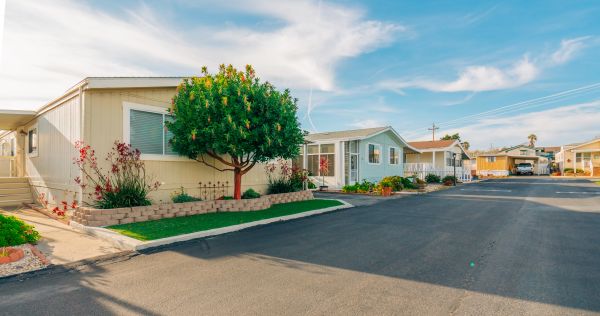 Mobile Home Skirting Installation